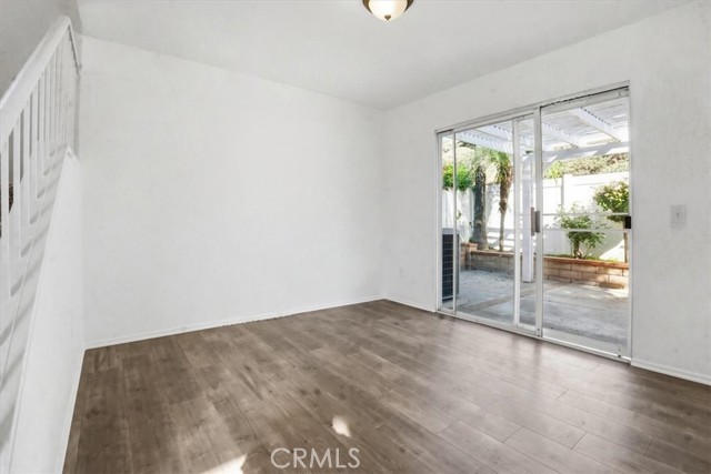 Detail Gallery Image 4 of 46 For 29340 Crest View Ln, Highland,  CA 92346 - 3 Beds | 2/1 Baths