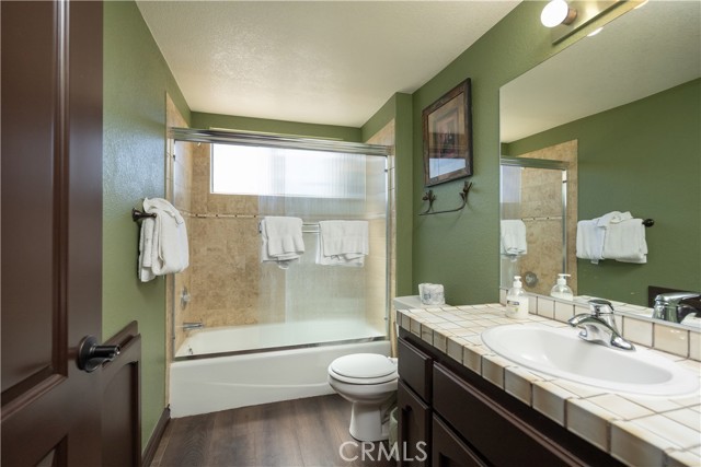 43850 Yosemite Drive, Big Bear Lake CA: https://media.crmls.org/medias/4927b91e-d12c-489a-a774-865f7df52dbb.jpg