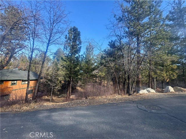 899 Kern Avenue, Sugarloaf CA: https://media.crmls.org/medias/49282a1f-04ef-4674-9abc-8b3839c67d47.jpg