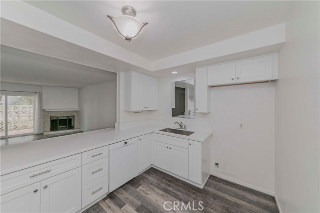 Detail Gallery Image 17 of 26 For 1349 Shadow Ln #115,  Fullerton,  CA 92831 - 2 Beds | 2 Baths