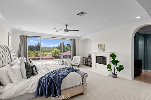 Image 37 of 48 For 15020 Applewood Court