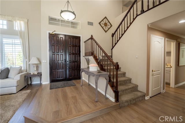 Detail Gallery Image 3 of 43 For 39560 Tinderbox Way, Murrieta,  CA 92562 - 5 Beds | 3 Baths