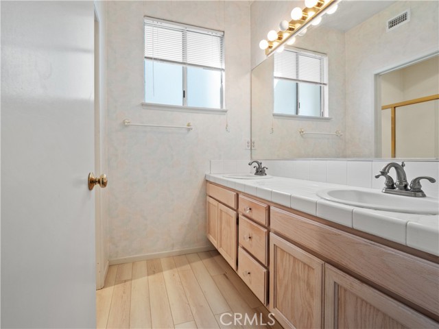 Detail Gallery Image 21 of 34 For 24528 Mcbean Pkwy #30,  Valencia,  CA 91355 - 2 Beds | 2 Baths