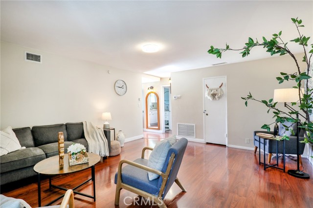 Detail Gallery Image 6 of 36 For 1997 12th, La Verne,  CA 91750 - 4 Beds | 2 Baths