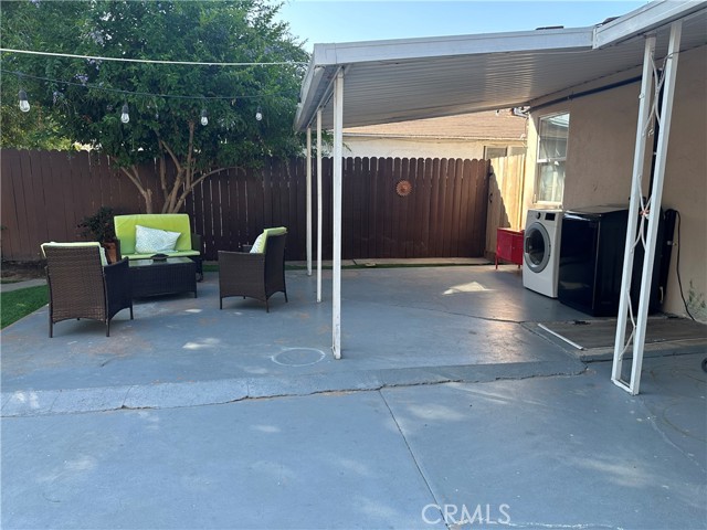 7326 Lindley Avenue photo 5