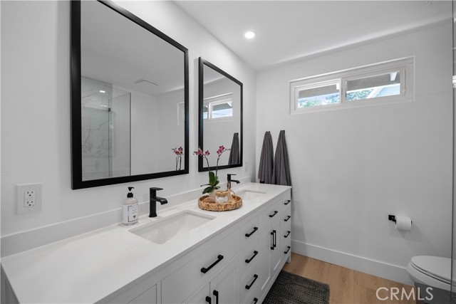 4240 Kingfisher Road, Calabasas CA: https://media.crmls.org/medias/492ab24c-aba1-40fc-9624-70e797975482.jpg