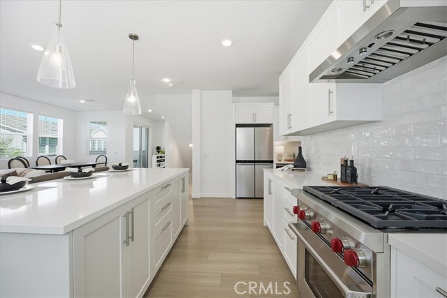 Detail Gallery Image 17 of 53 For 2392 Haley Point Drive #104,  Ventura,  CA 93003 - 3 Beds | 3/1 Baths