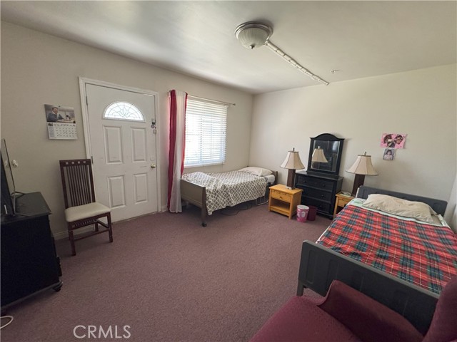 10204 Gerald Avenue, North Hills CA: https://media.crmls.org/medias/492ca502-4347-41a9-bca2-0eee1be6cea2.jpg