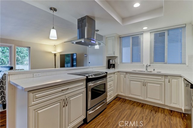 Detail Gallery Image 3 of 35 For 731 Avenida Majorca #O,  Laguna Woods,  CA 92637 - 2 Beds | 2 Baths