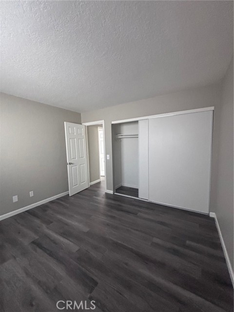 Image 13 of 17 For 607 Limited Avenue 6