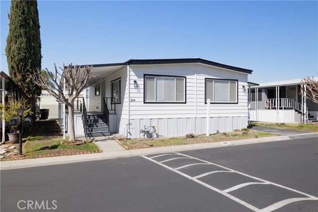 Detail Gallery Image 3 of 36 For 3700 Buchanan #204,  Riverside,  CA 92503 - 2 Beds | 2 Baths
