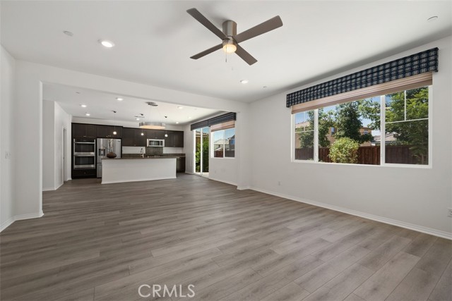 Detail Gallery Image 8 of 43 For 27545 Grand Teton Ct, Menifee,  CA 92585 - 4 Beds | 3 Baths