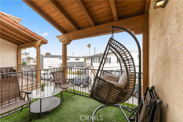 Detail Gallery Image 19 of 28 For 608 Clubhouse Ave, Newport Beach,  CA 92663 - 3 Beds | 2 Baths