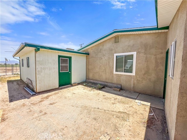 630 N 10 th Street, Blythe CA: https://media.crmls.org/medias/492f5689-d386-41b7-af31-3e442d26022c.jpg