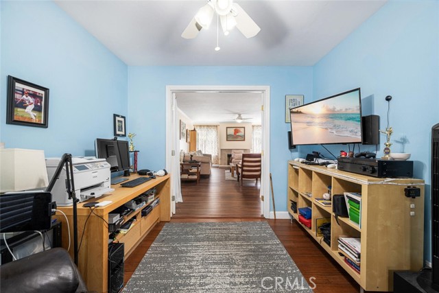 4435 Via Del Prado, Yorba Linda CA: https://media.crmls.org/medias/493007fe-06f0-4df0-ad9a-5b1bfa6b8b1b.jpg