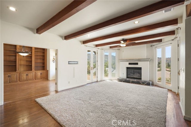 13532 Pineridge Court, Yucaipa CA: https://media.crmls.org/medias/493025c6-819b-466a-ad4b-b31a3b2bb0f9.jpg