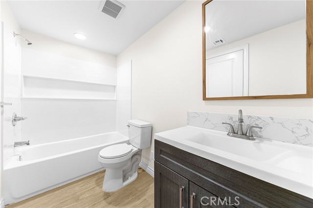Detail Gallery Image 17 of 25 For 5639 N Huntington Dr #6,  Los Angeles,  CA 90032 - 3 Beds | 2 Baths