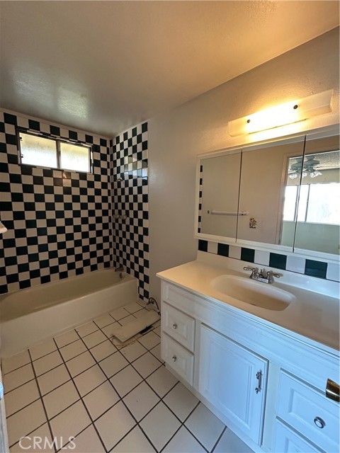 Detail Gallery Image 11 of 20 For 7625 Glenmont Way, Antelope,  CA 95843 - 4 Beds | 2/1 Baths