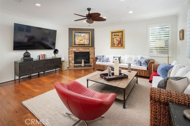 Detail Gallery Image 11 of 55 For 29116 West Hills Dr, Valencia,  CA 91354 - 4 Beds | 4 Baths