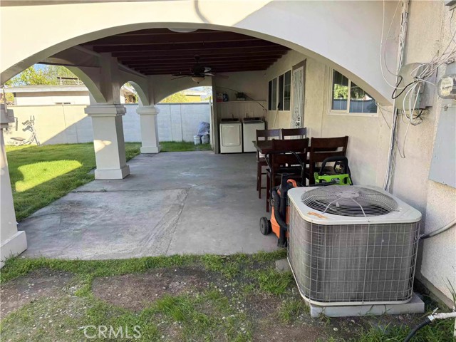 12959 Weidner Street, Pacoima CA: https://media.crmls.org/medias/493195bf-5579-44fa-98c3-038b9a7d6877.jpg