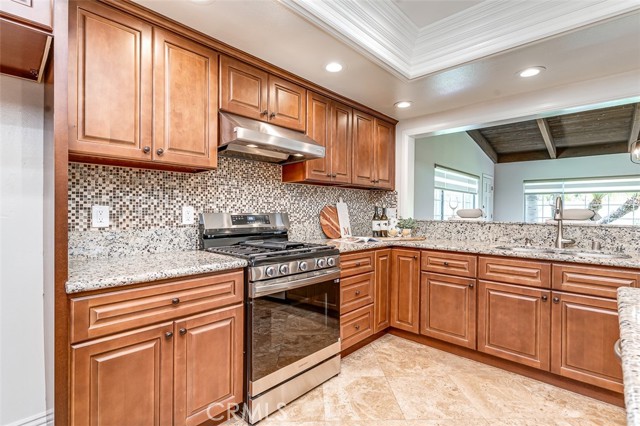 756 N Malden Avenue, Fullerton CA: https://media.crmls.org/medias/4931e487-0070-40e6-81e7-e099255b3eaf.jpg