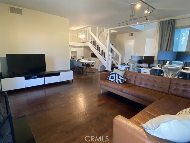 2408 N North Creek Lane, Fullerton CA: https://media.crmls.org/medias/49322c4e-8d3f-49f0-a21c-ff1a34d3eda9.jpg