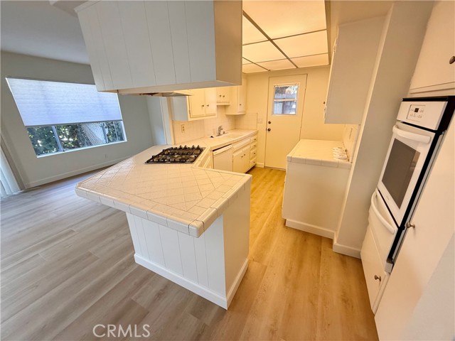 Detail Gallery Image 4 of 7 For 236 Avenida Aragon, San Clemente,  CA 92672 - 3 Beds | 2 Baths