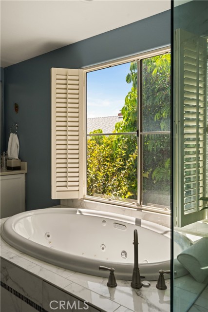 2406 Huntington Lane, Redondo Beach, California 90278, 3 Bedrooms Bedrooms, ,2 BathroomsBathrooms,Residential,For Sale,Huntington,SB26073934