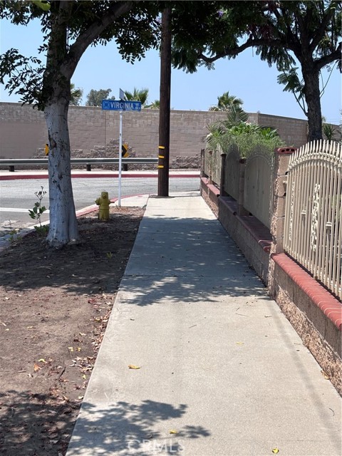Detail Gallery Image 28 of 30 For 400 N Virginia Ave, Azusa,  CA 91702 - 2 Beds | 1 Baths