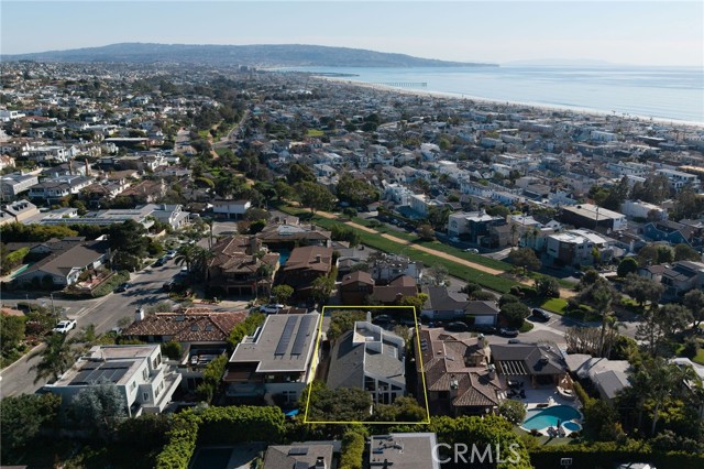 Detail Gallery Image 44 of 44 For 621 6th, Manhattan Beach,  CA 90266 - 3 Beds | 3/1 Baths