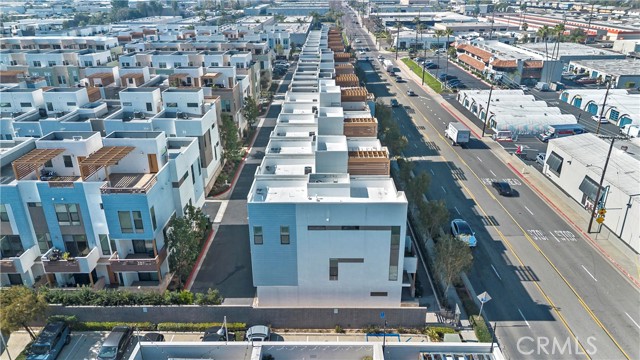 Detail Gallery Image 34 of 37 For 645 W 17th St, Costa Mesa,  CA 92627 - 3 Beds | 2/2 Baths