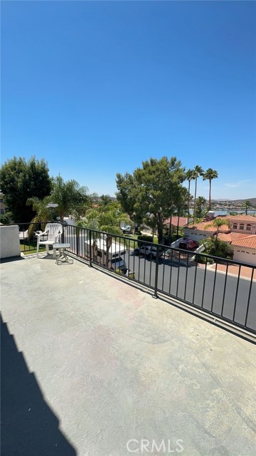 22547 Cascade, Canyon Lake CA: https://media.crmls.org/medias/493527fb-c0ed-43bd-ab6a-35a4f856540d.jpg