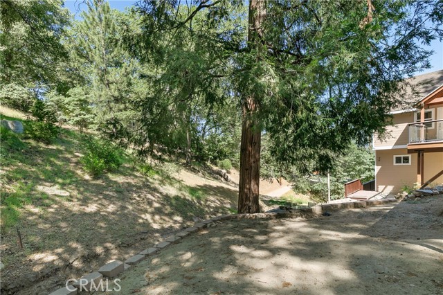 Detail Gallery Image 21 of 49 For 27554 North Bay Rd, Lake Arrowhead,  CA 92352 - 4 Beds | 2/2 Baths