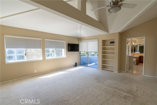 Detail Gallery Image 15 of 23 For 23169 Mulholland, Woodland Hills,  CA 91364 - 3 Beds | 3 Baths