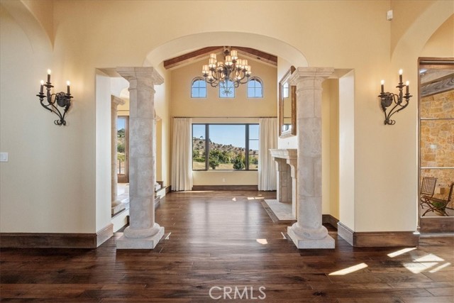 Detail Gallery Image 8 of 72 For 1470 via Chaparral, Fallbrook,  CA 92028 - 7 Beds | 5/2 Baths
