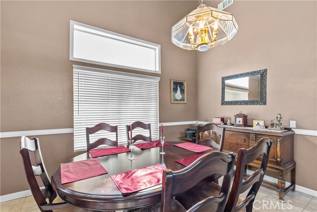 Detail Gallery Image 10 of 35 For 29385 Polo St, Highland,  CA 92346 - 4 Beds | 3 Baths