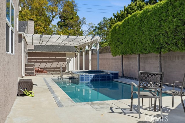 Detail Gallery Image 50 of 58 For 5640 E Parkcrest, Long Beach,  CA 90808 - 3 Beds | 3 Baths