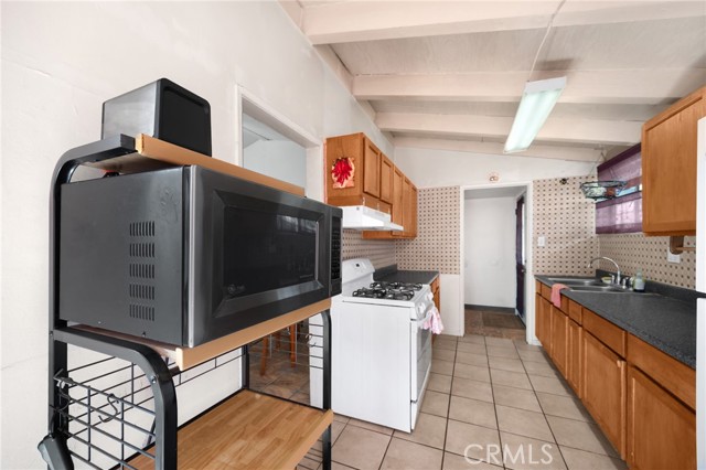 Detail Gallery Image 16 of 50 For 10919 1st, Whittier,  CA 90603 - 4 Beds | 2 Baths