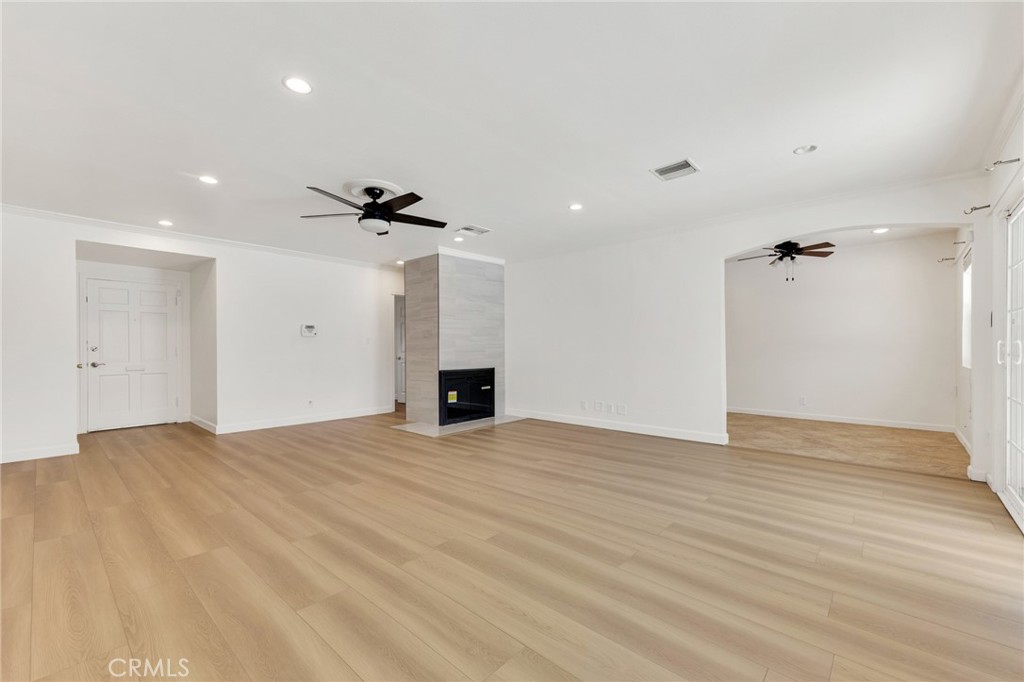 MLS #SR25262735 image #9