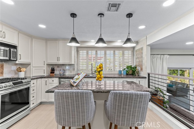 Detail Gallery Image 14 of 53 For 3094 Windemere Ct, Chino Hills,  CA 91709 - 4 Beds | 2/1 Baths
