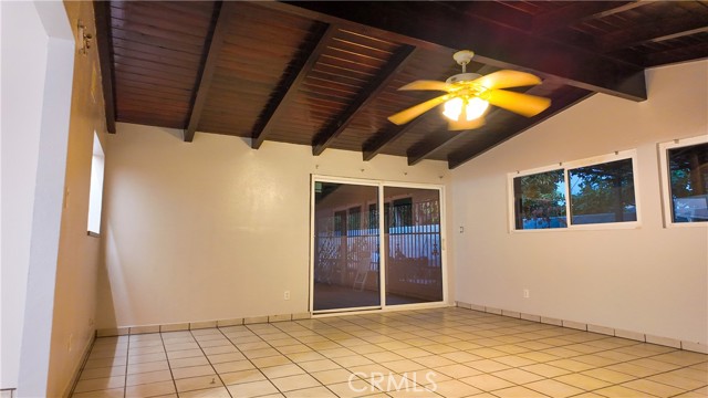 Detail Gallery Image 12 of 38 For 405 S Clara, Santa Ana,  CA 92703 - 3 Beds | 2 Baths