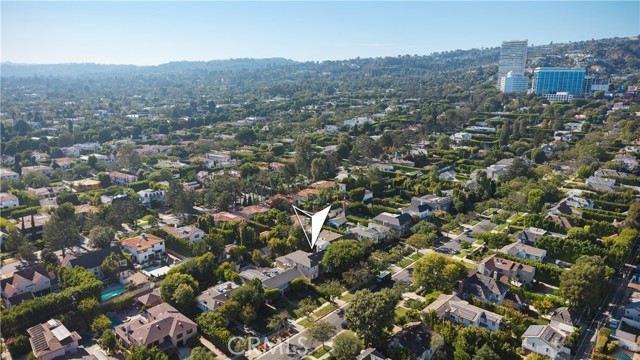 609 N Oakhurst Drive, Beverly Hills CA: https://media.crmls.org/medias/493ae06f-f4b9-4169-9260-2c97ed49f8f6.jpg