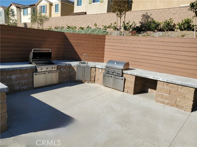 Detail Gallery Image 20 of 23 For 16229 Castello #6,  Fontana,  CA 92336 - 4 Beds | 2/1 Baths