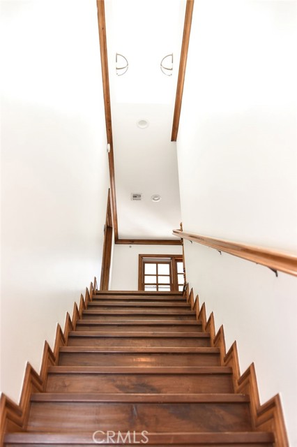 Detail Gallery Image 18 of 45 For 5235 San Feliciano Dr, Woodland Hills,  CA 91364 - 5 Beds | 4 Baths