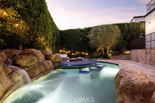 420 De Sola Terrace, Corona del Mar CA: https://media.crmls.org/medias/493b968c-76e0-492c-9f40-9e9e4cf8d584.jpg