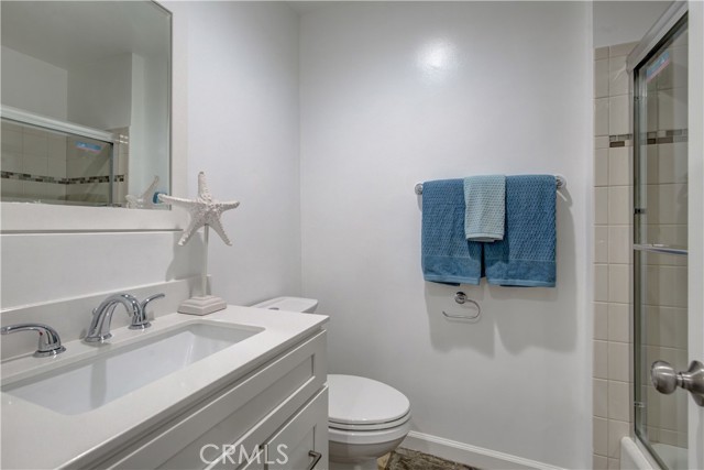 Detail Gallery Image 24 of 30 For 5901 Canterbury Dr #12,  Culver City,  CA 90230 - 2 Beds | 2 Baths
