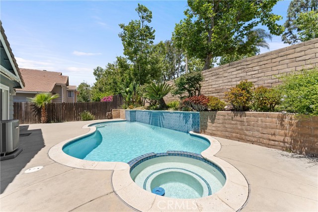 Detail Gallery Image 15 of 17 For 10450 Lavender Ct, Rancho Cucamonga,  CA 91737 - 2 Beds | 2 Baths