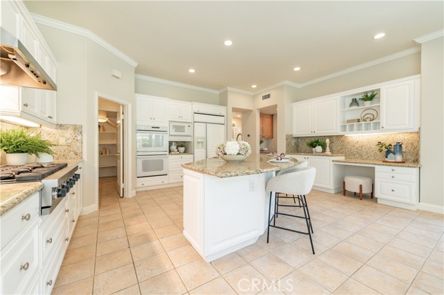 Detail Gallery Image 18 of 68 For 6 Hubbard Way, Coto de Caza,  CA 92679 - 4 Beds | 4/1 Baths