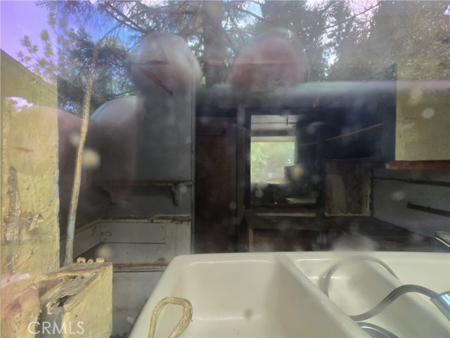 1207 Aleutian, Lake Arrowhead CA: https://media.crmls.org/medias/493dc82c-ba00-4ccc-aea0-27f820d81598.jpg