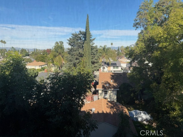 Detail Gallery Image 24 of 30 For 14343 Burbank #305,  Sherman Oaks,  CA 91401 - 3 Beds | 2 Baths